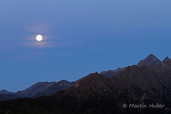 Vollmond über Planai, Krahbergzinken und Nachbarbergen