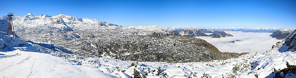 Dachstein-Gebirge mit Neuschnee