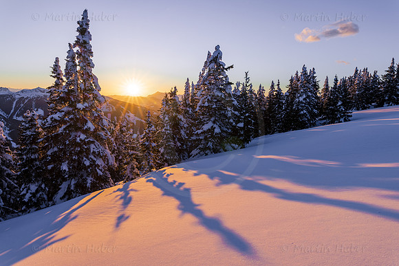 THEMENBILD, Winter, alpiner Sonnenuntergang