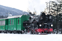 Taurachbahn mit Dampflokomotive im Winter