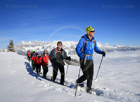 Schneeschuhwanderer auf dem Rossfeld