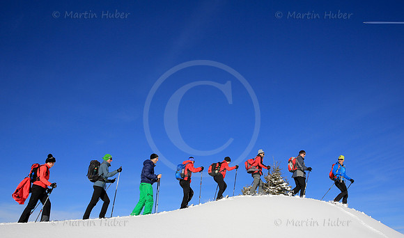 Schneeschuhwanderer auf dem Rossfeld