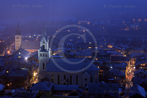 Katholische und evangelische Kirche in Schladming / Advent 2011