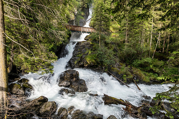THEMENBILD, Wandern in Österreich, Wilde Wasser