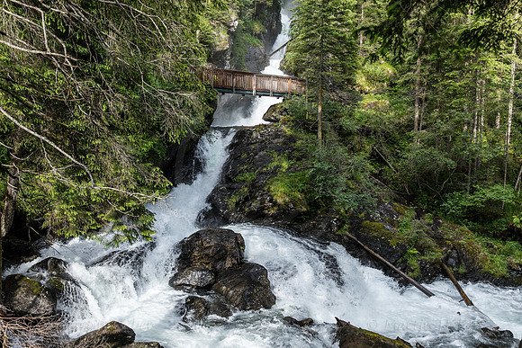 THEMENBILD, Wandern in Österreich, Wilde Wasser